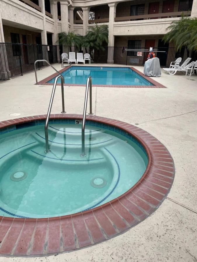 Premier Inns Thousand Oaks Eksteriør billede